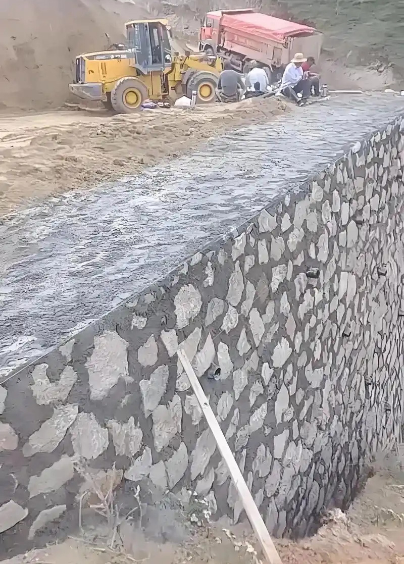 大同城区边坡加固